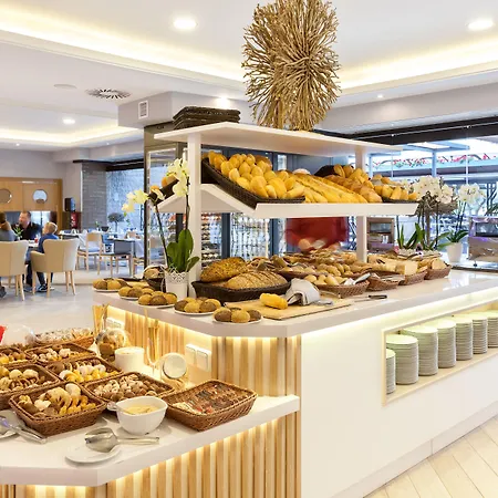 格兰塔坎德梦想水疗酒店 5* 阿德耶